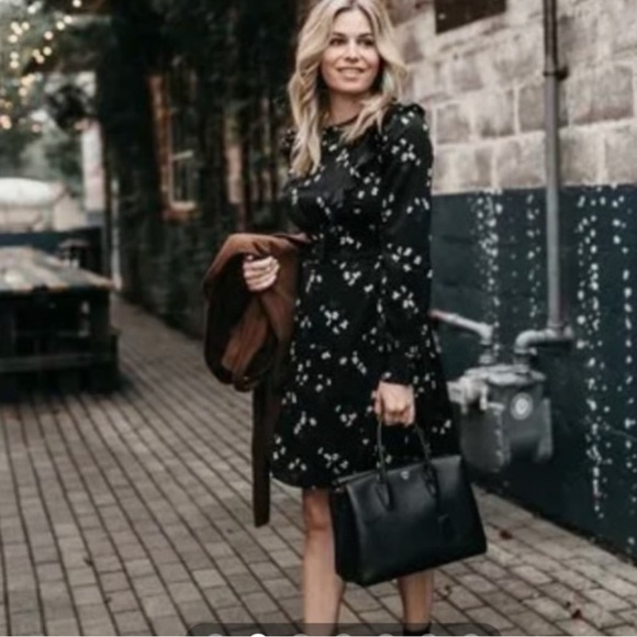 Ann Taylor black ruffle black floral long sleeve dress womens size 00P petite - Picture 3 of 13